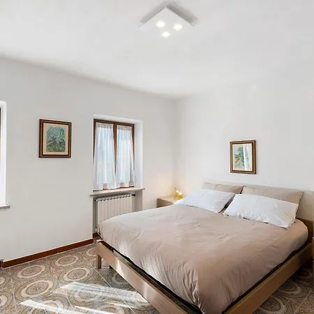 Ca' Due Cuori Apartamento Torri Del Benaco